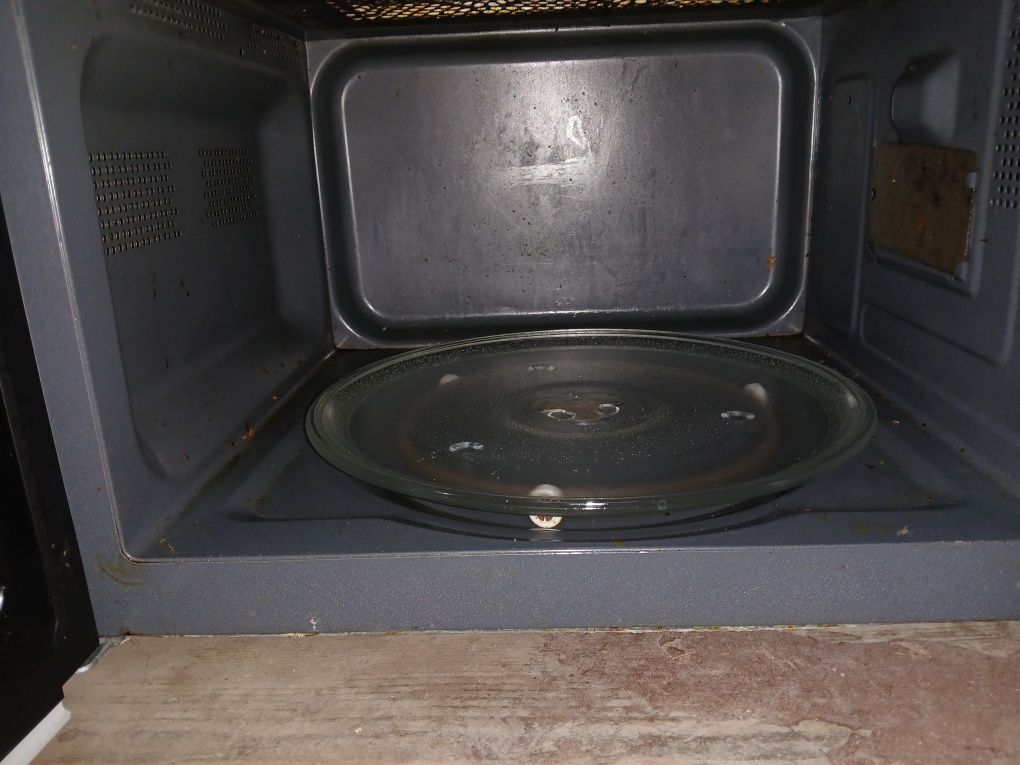 MIKROFALÓWKA, Kuchenka MIKROFALOWA z grillem kwarcowym ZELMER 1400 W