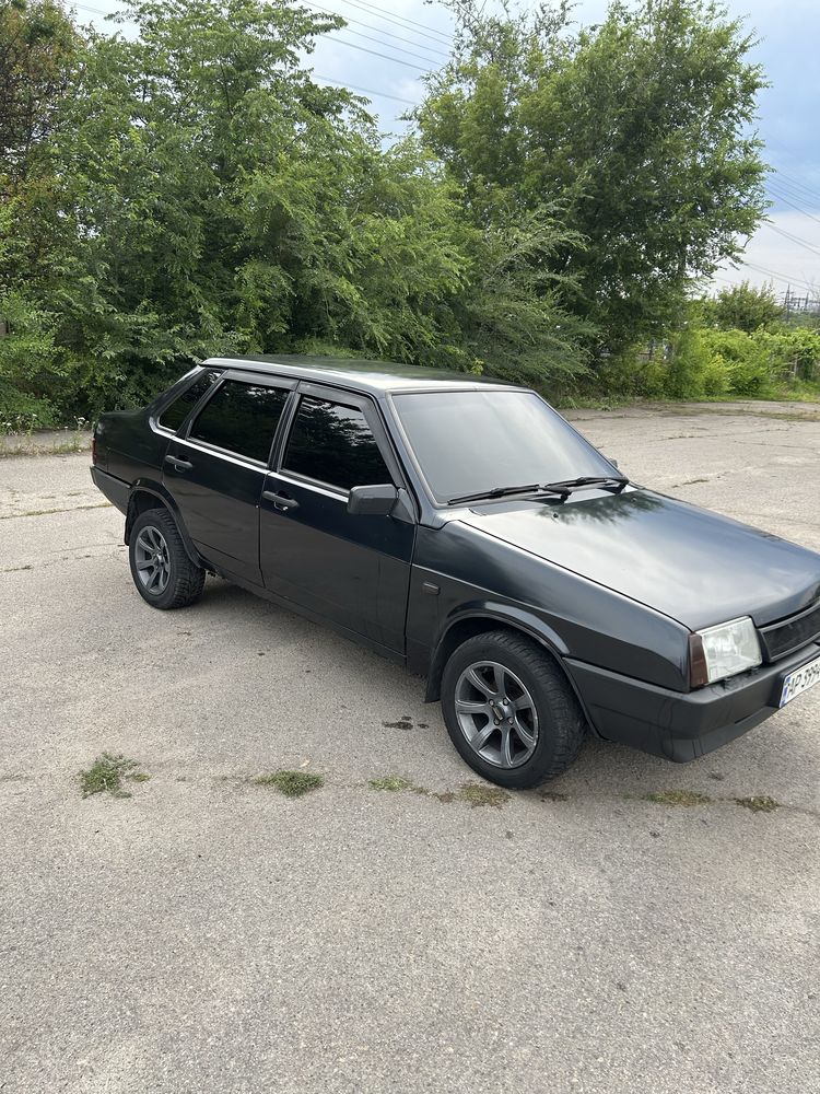Продам ваз 21099