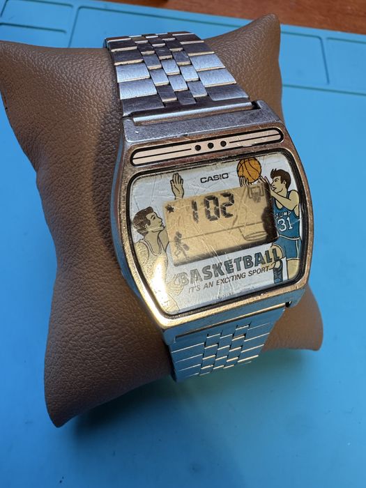 Zegarek Casio Basketball 209 GF-11 Sprawny (wylany wyświetlacz)