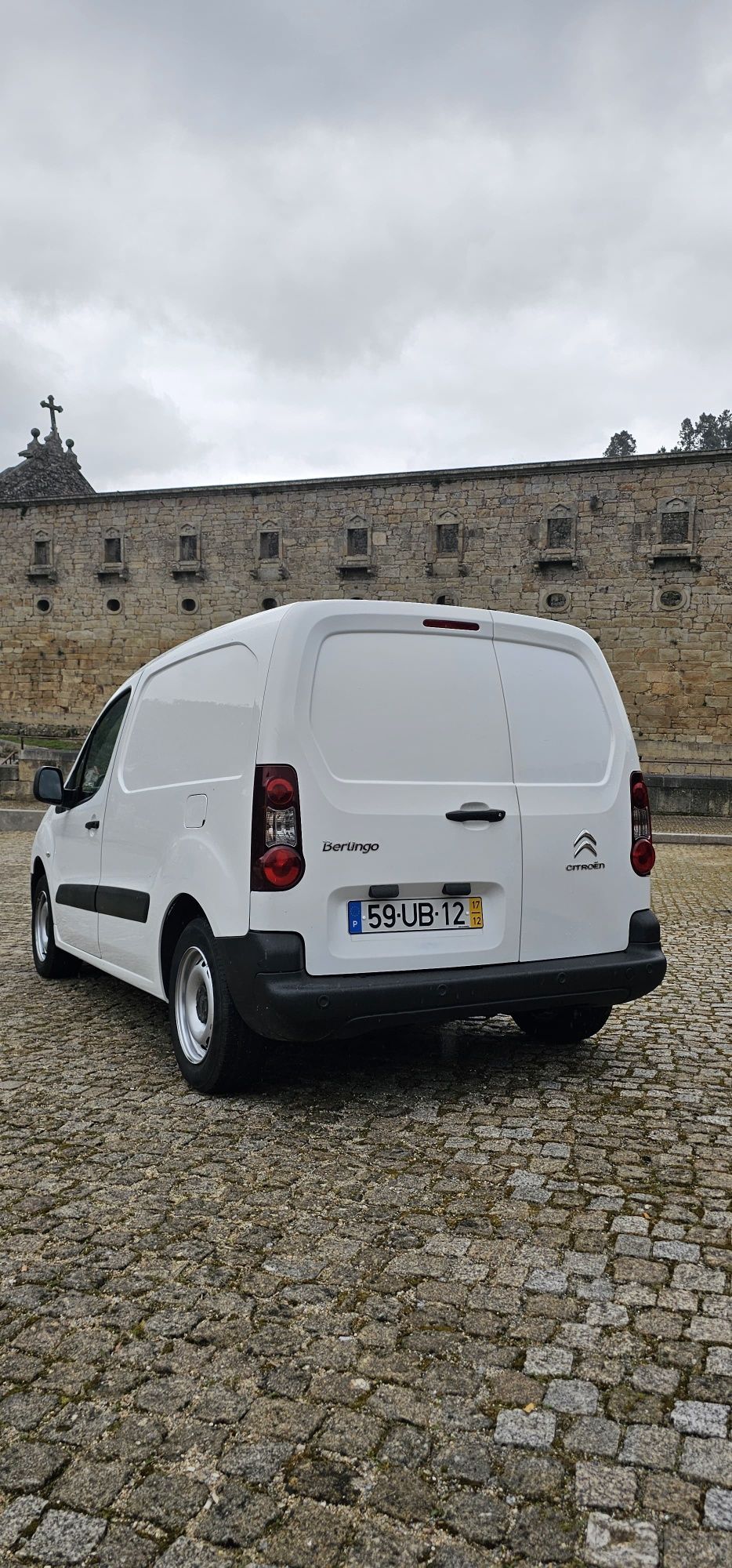 Citroen Berlingo 1.6 Hdi 120cv
2017 | 89000 km | 3 Lugares