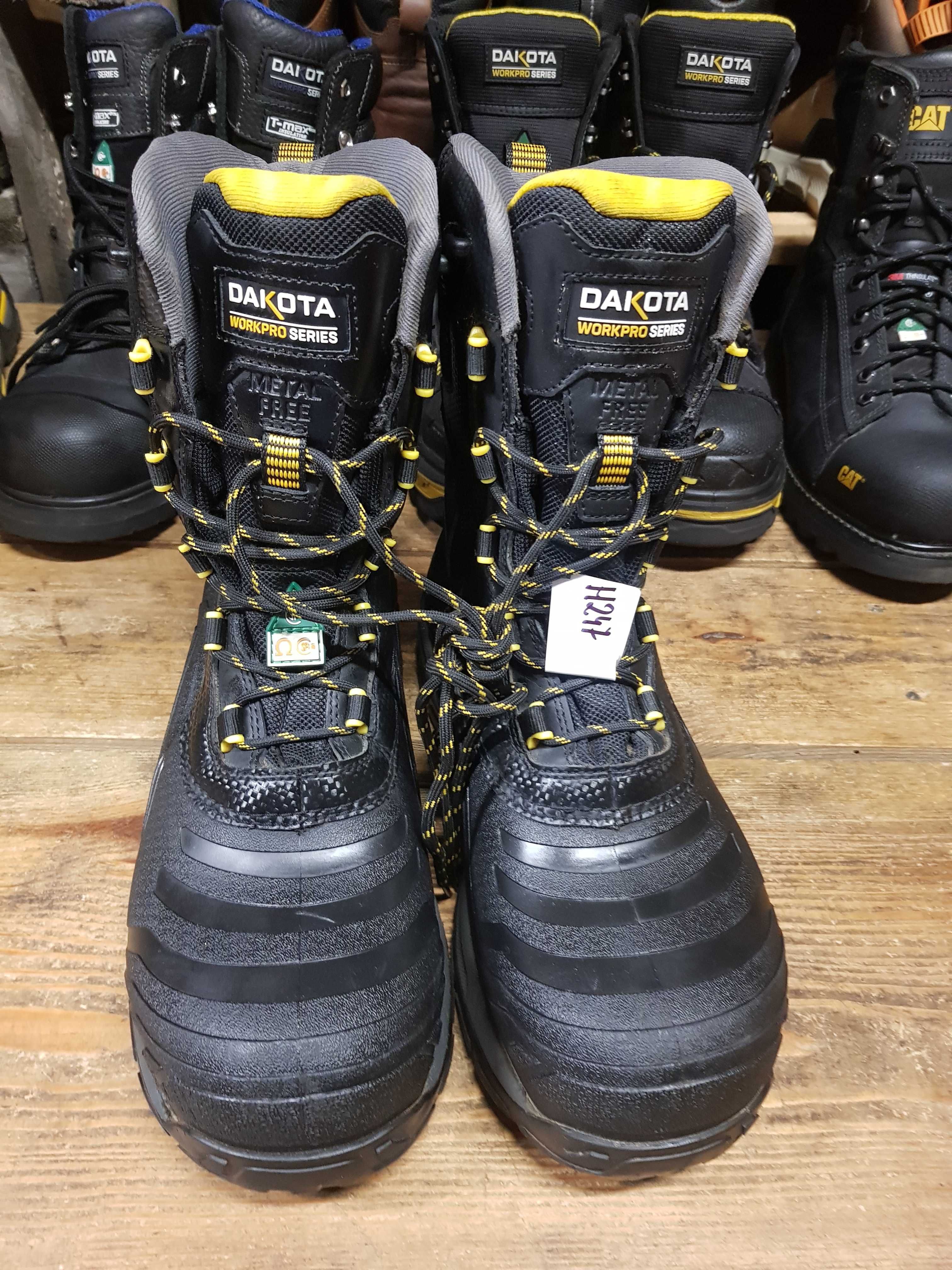Buty robocze DAKOTA rozm 43 wkł 28 cm S3