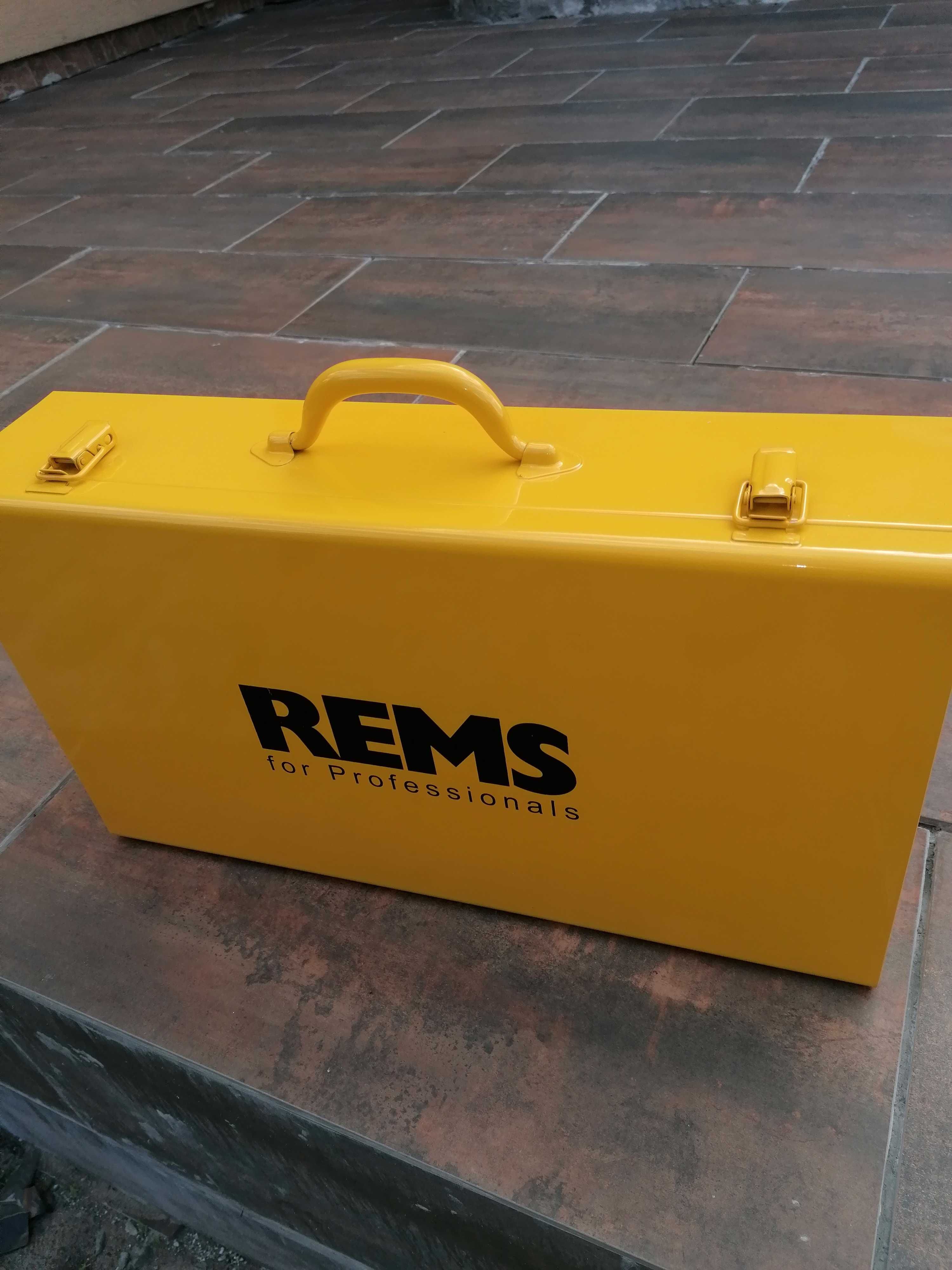 Skrzynka REMS nowa