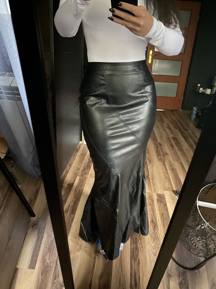 Sexy skórzana spódnica obcisła przylegająca rybka syrenka latex lateks