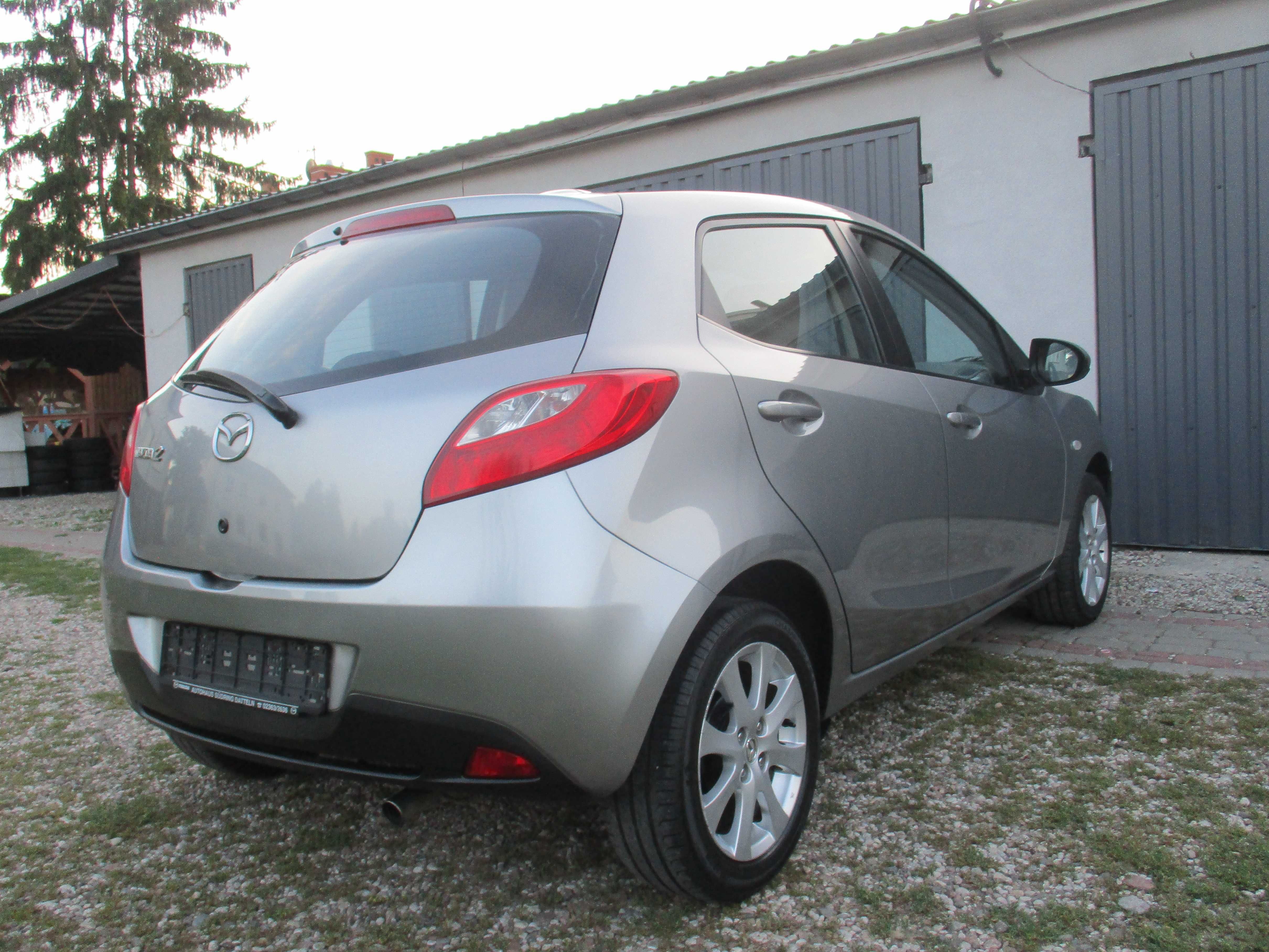 Sprzedam Mazda 2 1,4 75kM 2010 rok produkcji