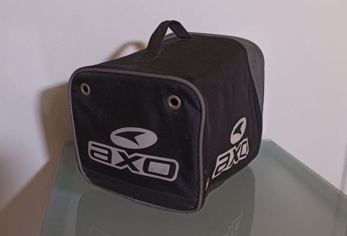 Capacete Axo Switch tamanho M 57-58