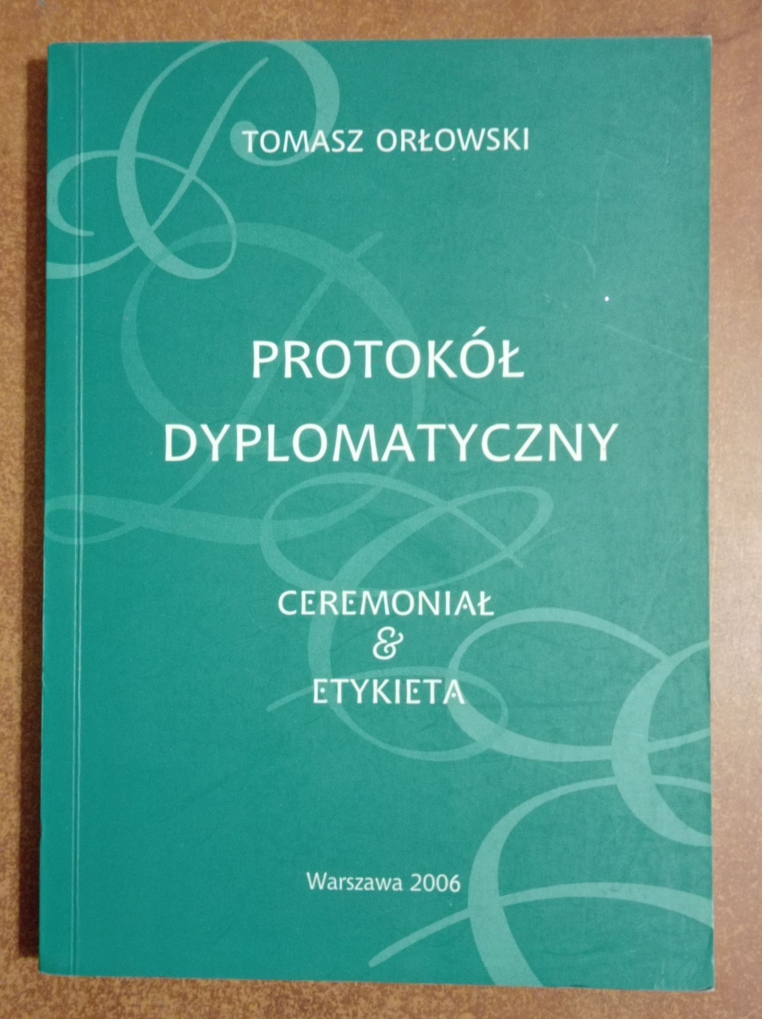 4 książki 100 fińskich innowacji społecznych Protokół dyplomatyczny