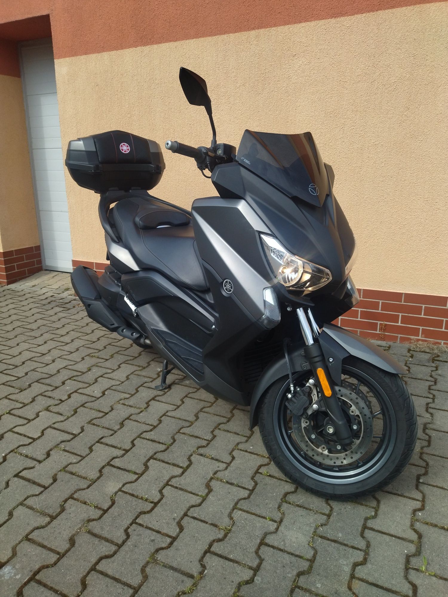 Skuter Yamaha X-MAX 400