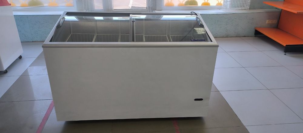 Лари морозильные Juka, UBC