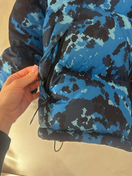 Niebieska kurtka The North Face 1996 Nuptse