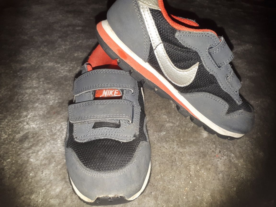 Buty Nike rozmiar 28