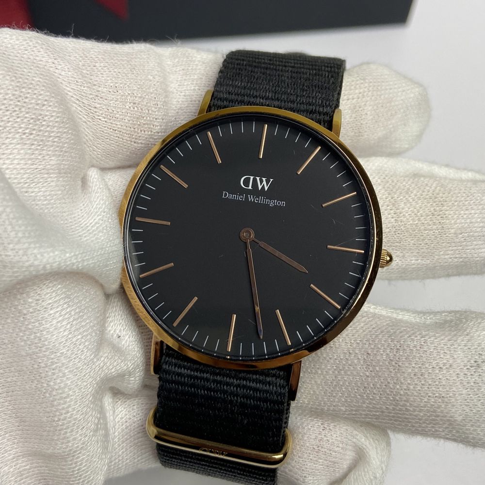 Годинник часы Daniel Wellington 05153078374 чорні