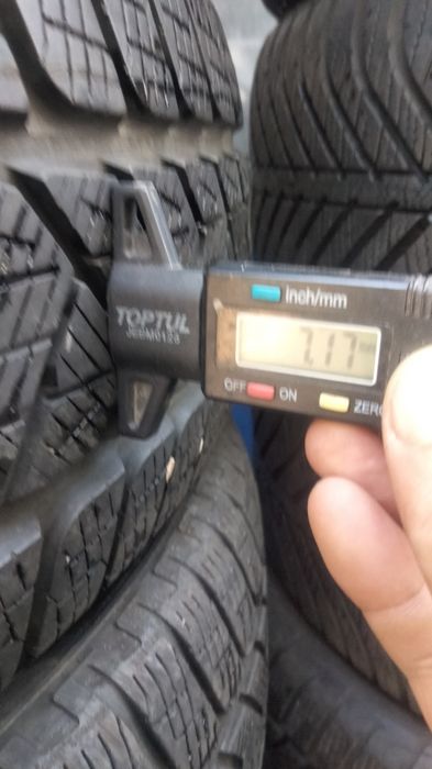 Шины б.у.215/65/17 Пирелли, Румыния