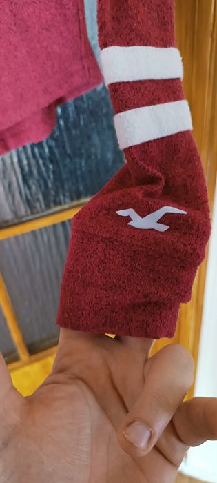 Damska bluza z kapturem Hollister