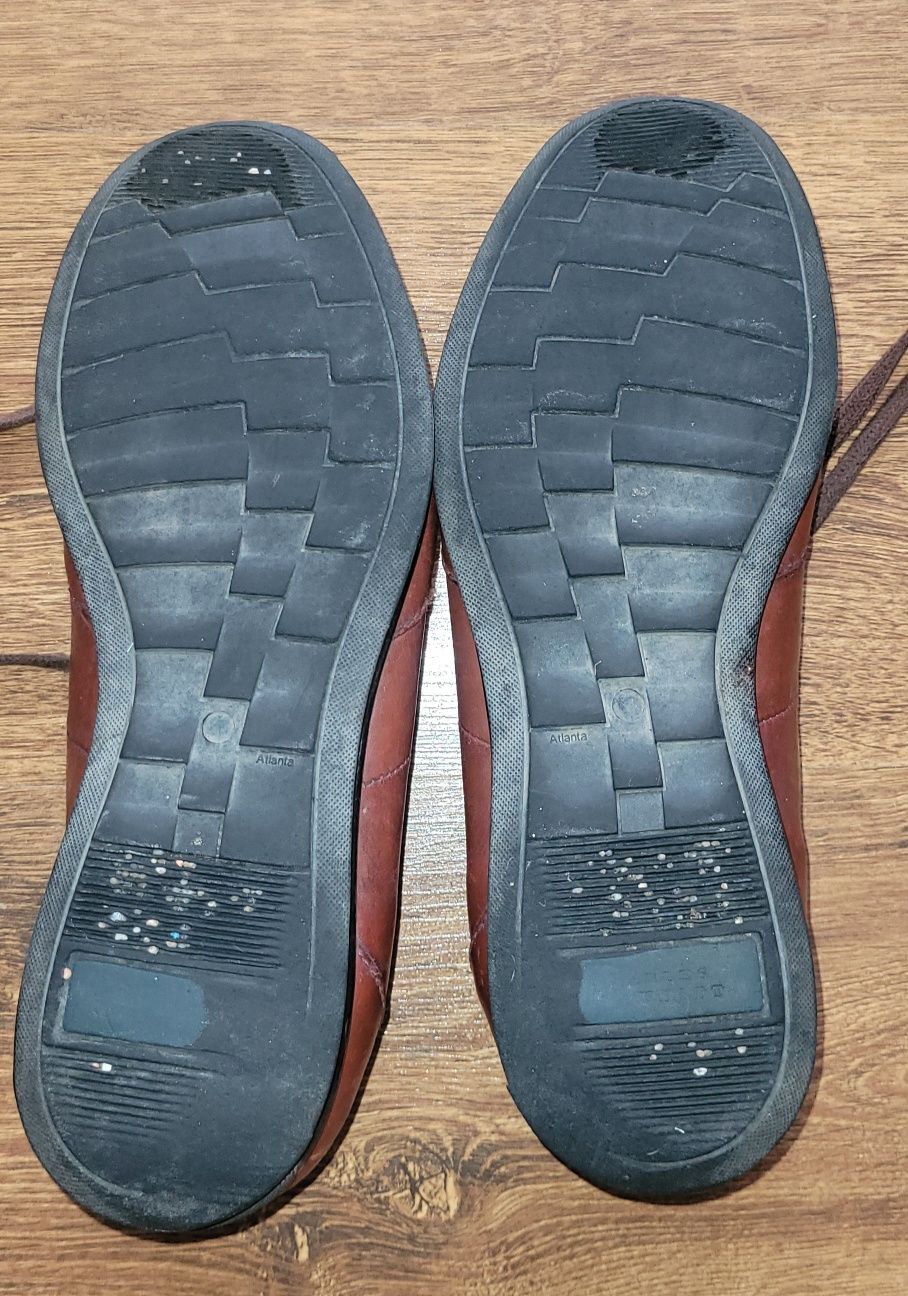 charles tyrwhitt туфлі коричневі