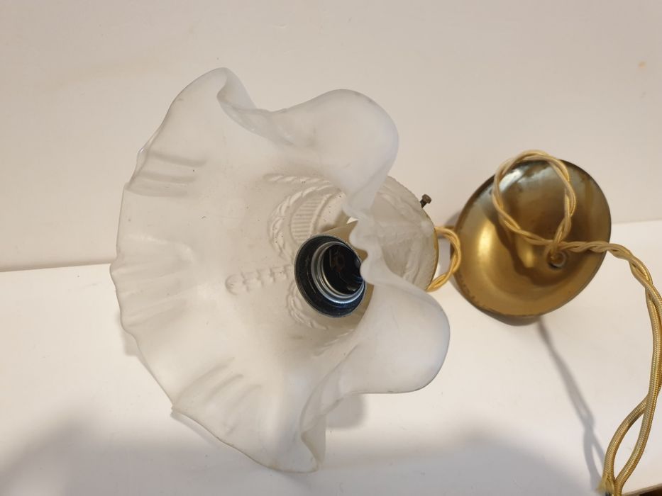 Lindo antigo candeeiro de tecto  Arte Nova