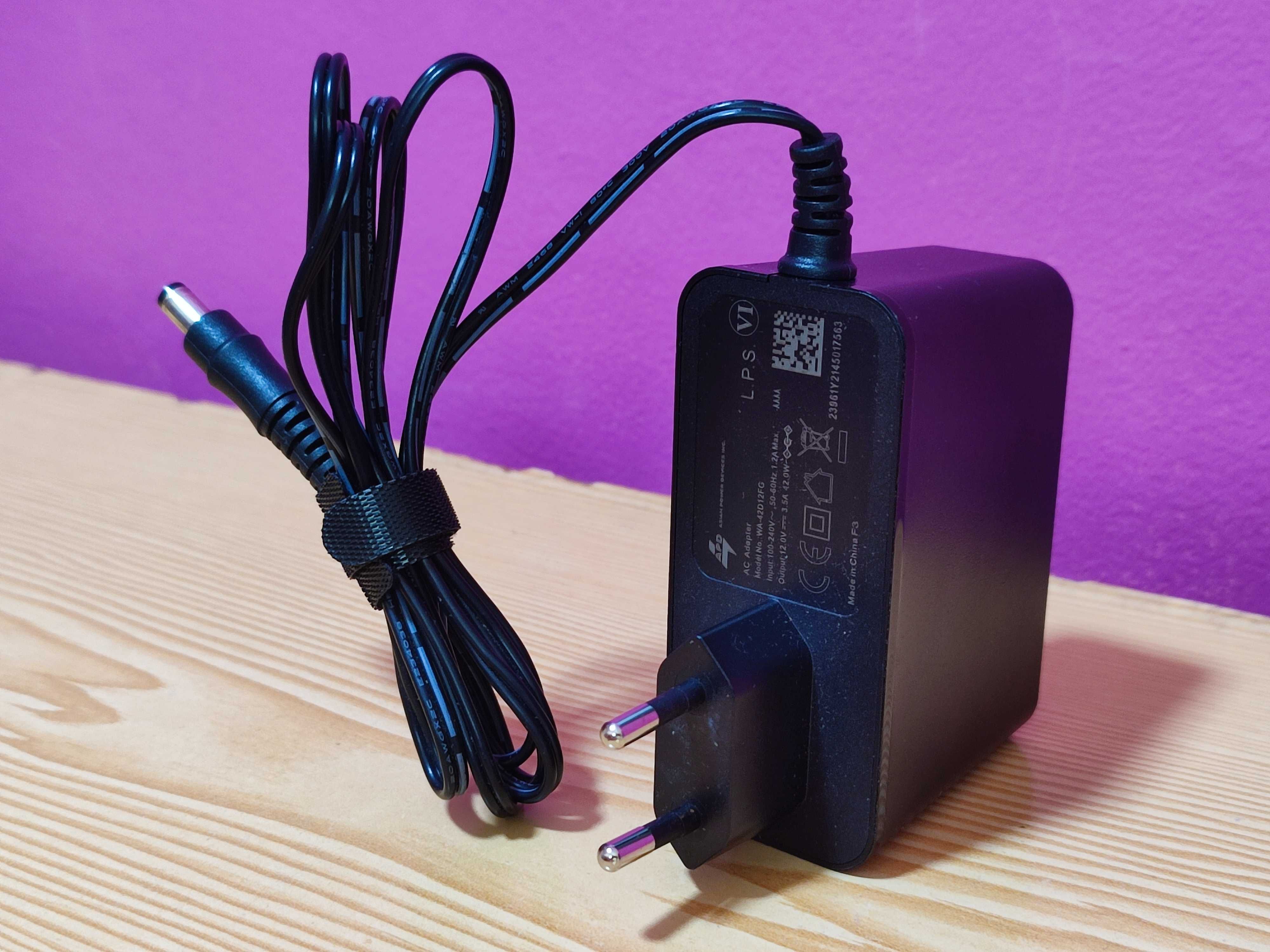 AC Adapter 12V 3.5A Adaptador