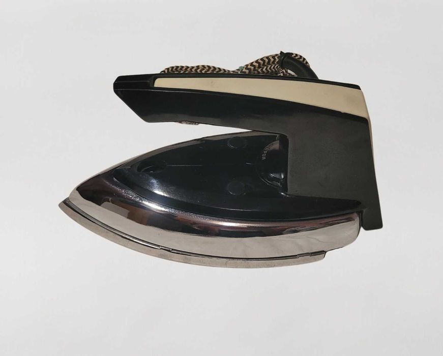 Retro żelazko parowe Elektroutyug UTAP 1000-1.8 ZSRR CCCP PRL lata 70