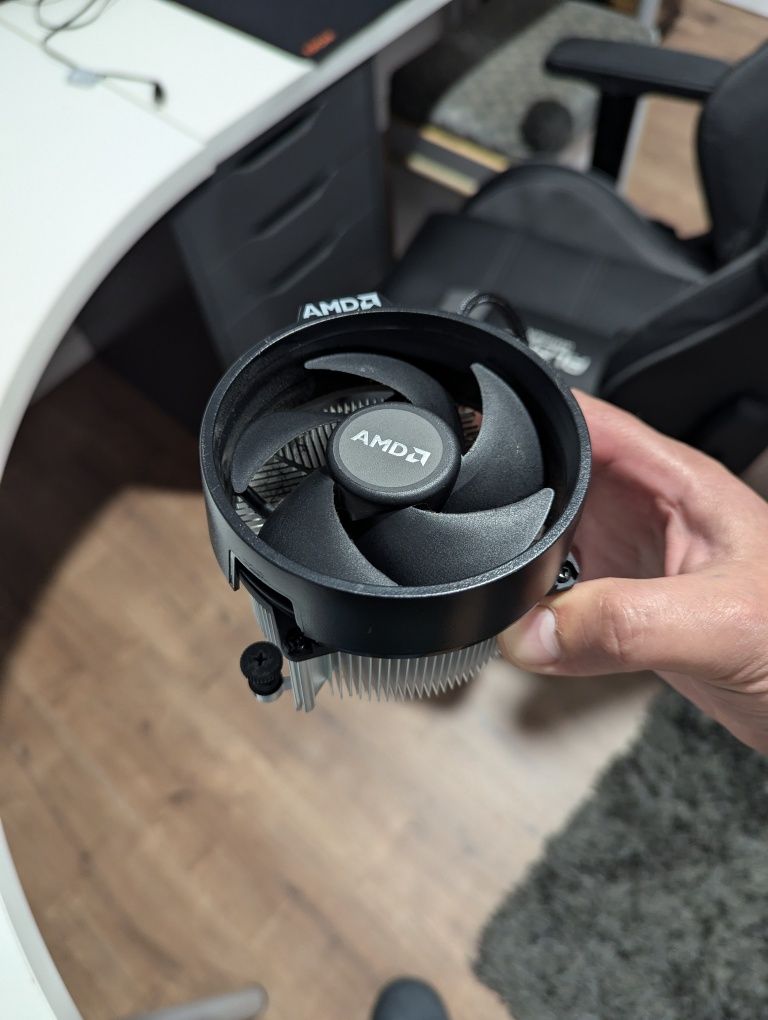 AMD Ryzen 5 2600X