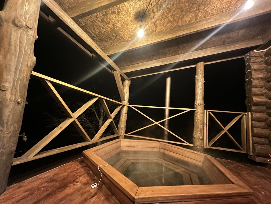 Здається будинок для відпочинку в лісі з сауною холодним басейномта ча