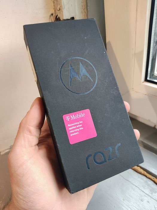 Motorola RAZR 50 2024 8/256GB 2Sim НОВИЙ + Гідрогель