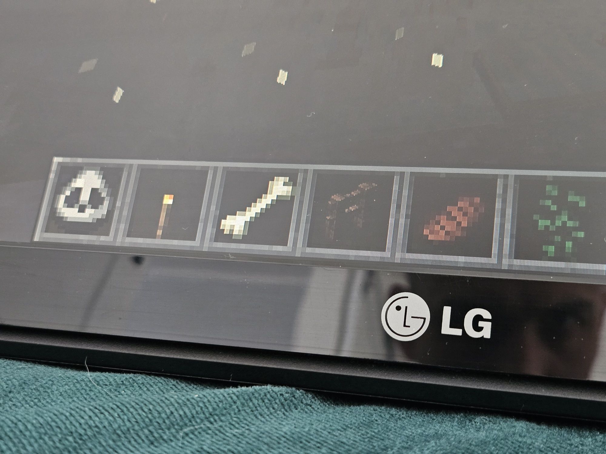 Monitor LCD LG Flatron 22 cale stan dobry
