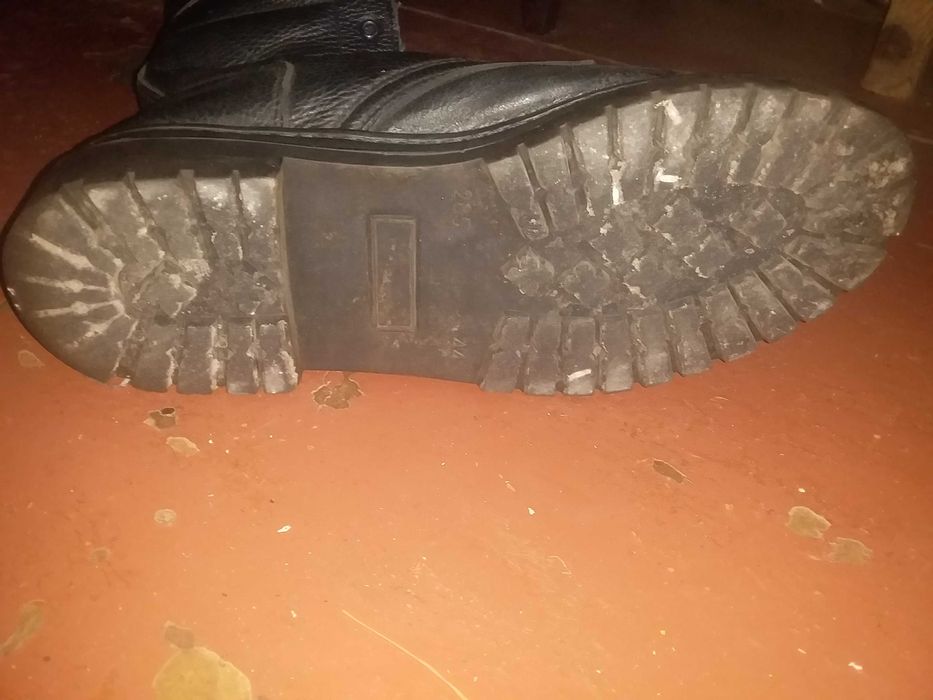 Продам зимние берцы