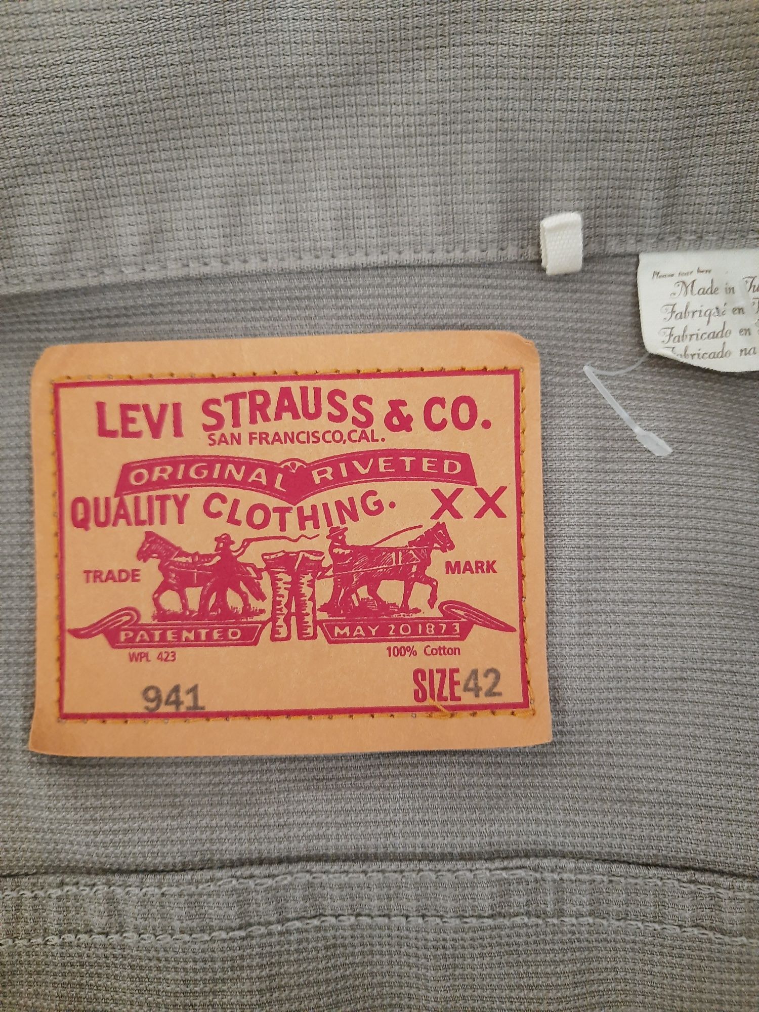 Куртка муж Levis 941 раз L (48-50),цена 1200 гр(оригинал,новая)