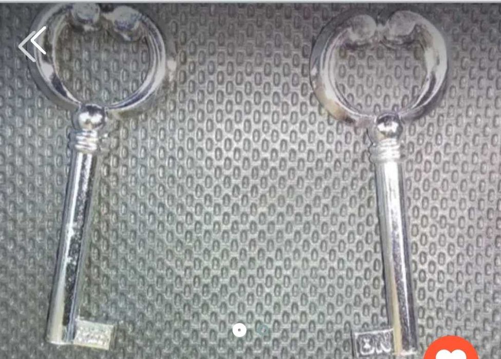 Klucze meblowe. Cena dotyczy 4 kluczy.