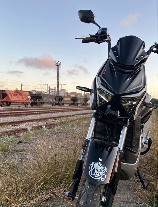 Vendo MOTA elétrica