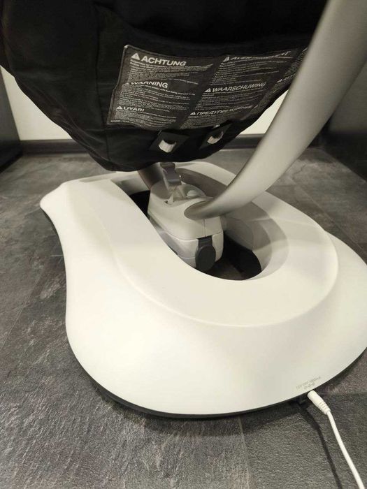 4moms Rockaroo 2.0 версии укачивающий заколисуючий загойдуючий центр