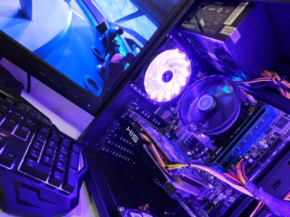 Ігровий комп'ютер ПК +монітор 22 + 570 RX 4 GB + ссд 120 гб + 8 ядер