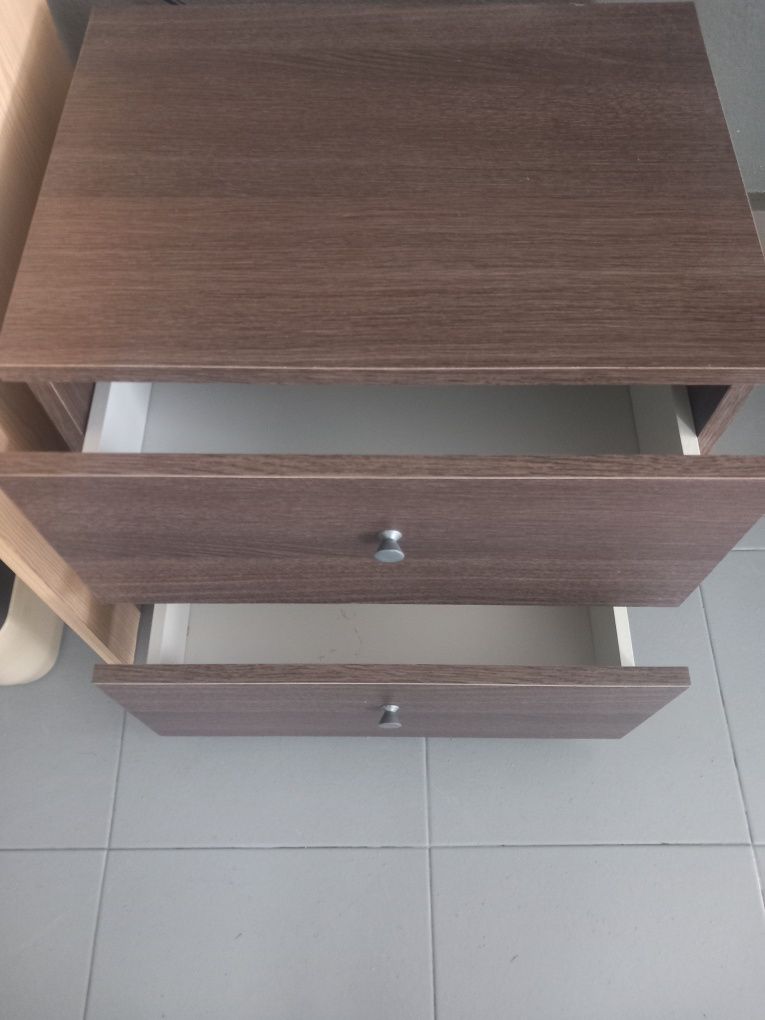 Mesa de cabeceira