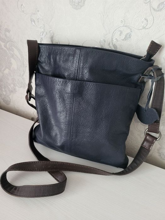 Шкіряна сумка, Нова