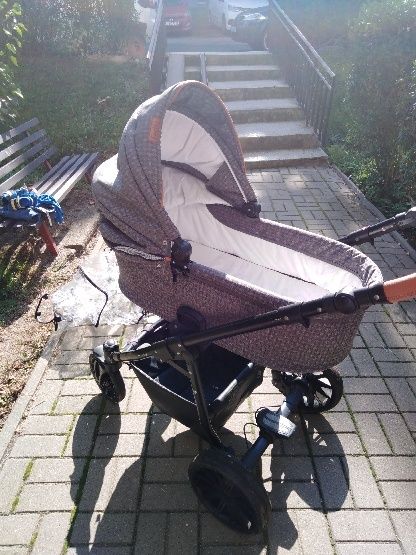 Wózek z gondola i spacerówka