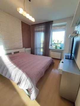 Продажа дома ,пр. Слобожанский ,на берегу реки.