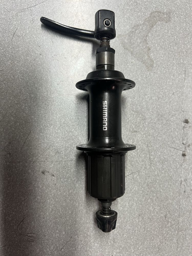 Piasta shimano 28 cali szybkozamykacz