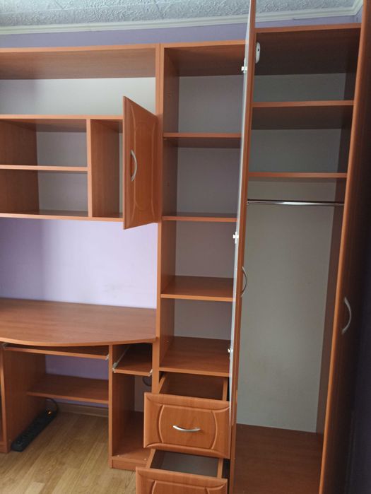 Meble młodzieżowe, zestaw, komplet z biurkiem