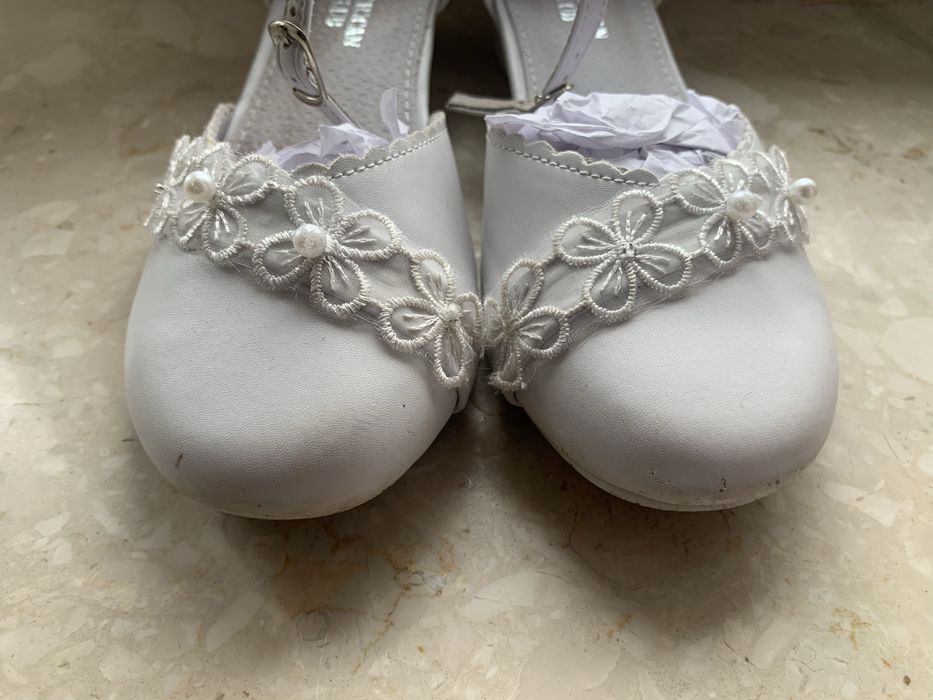 Buty komunijne dla dzieczynki
