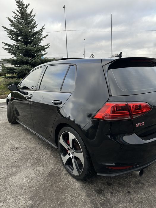 Volkswagen Golf VII 2.0 сток