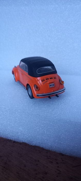 Volkswagem beetle escala 1:43