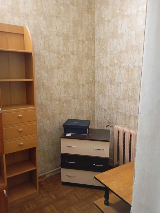 Продам 2 квартиру Центр Нежинская