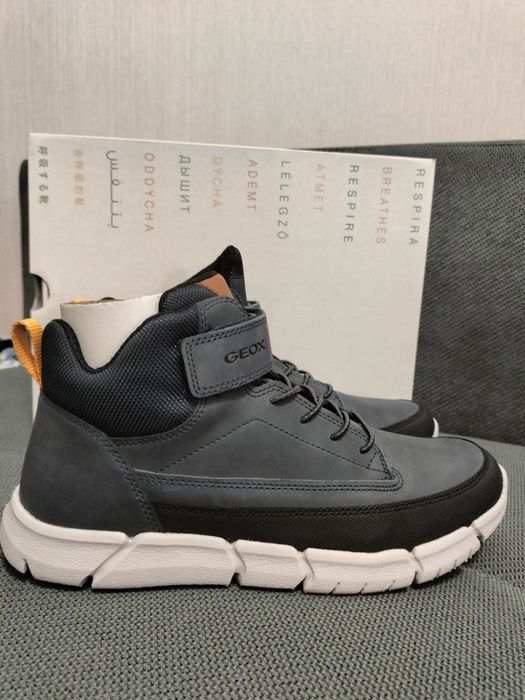шкіряні  хайтопи  Geox Flexyper 40р