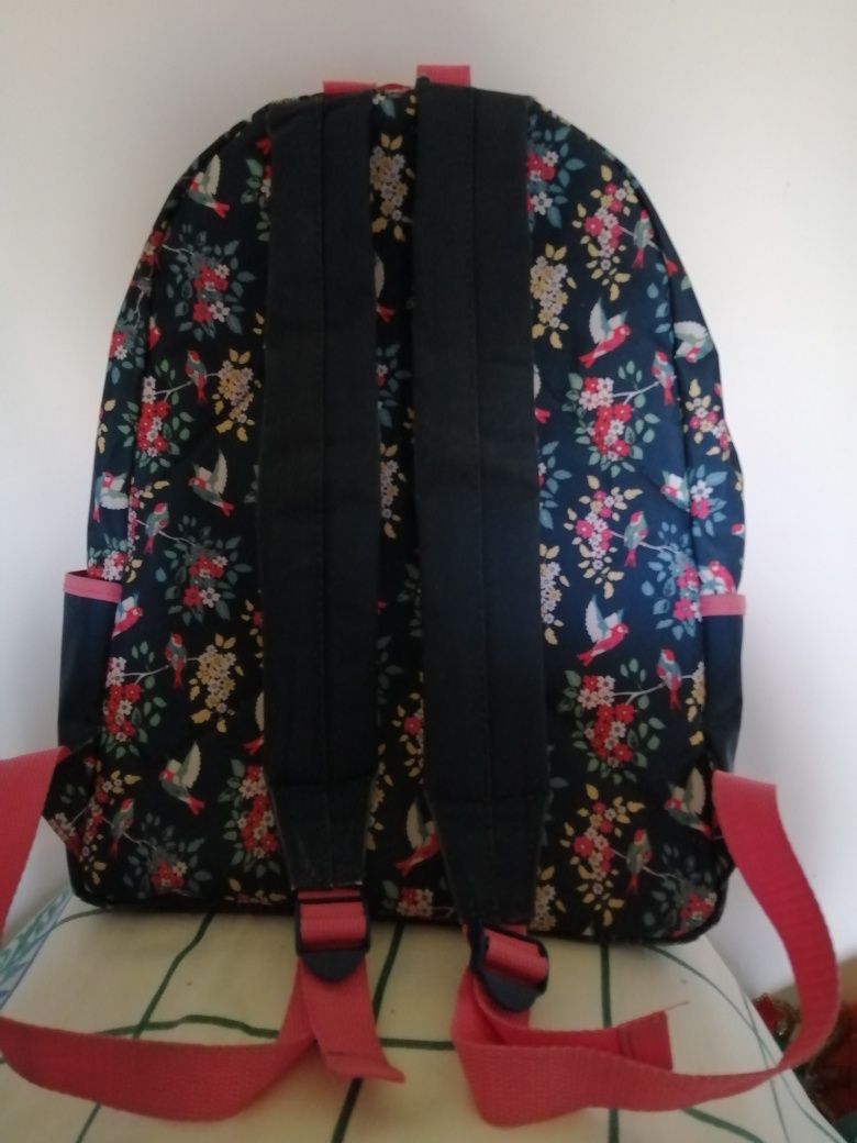 Mochila de criança