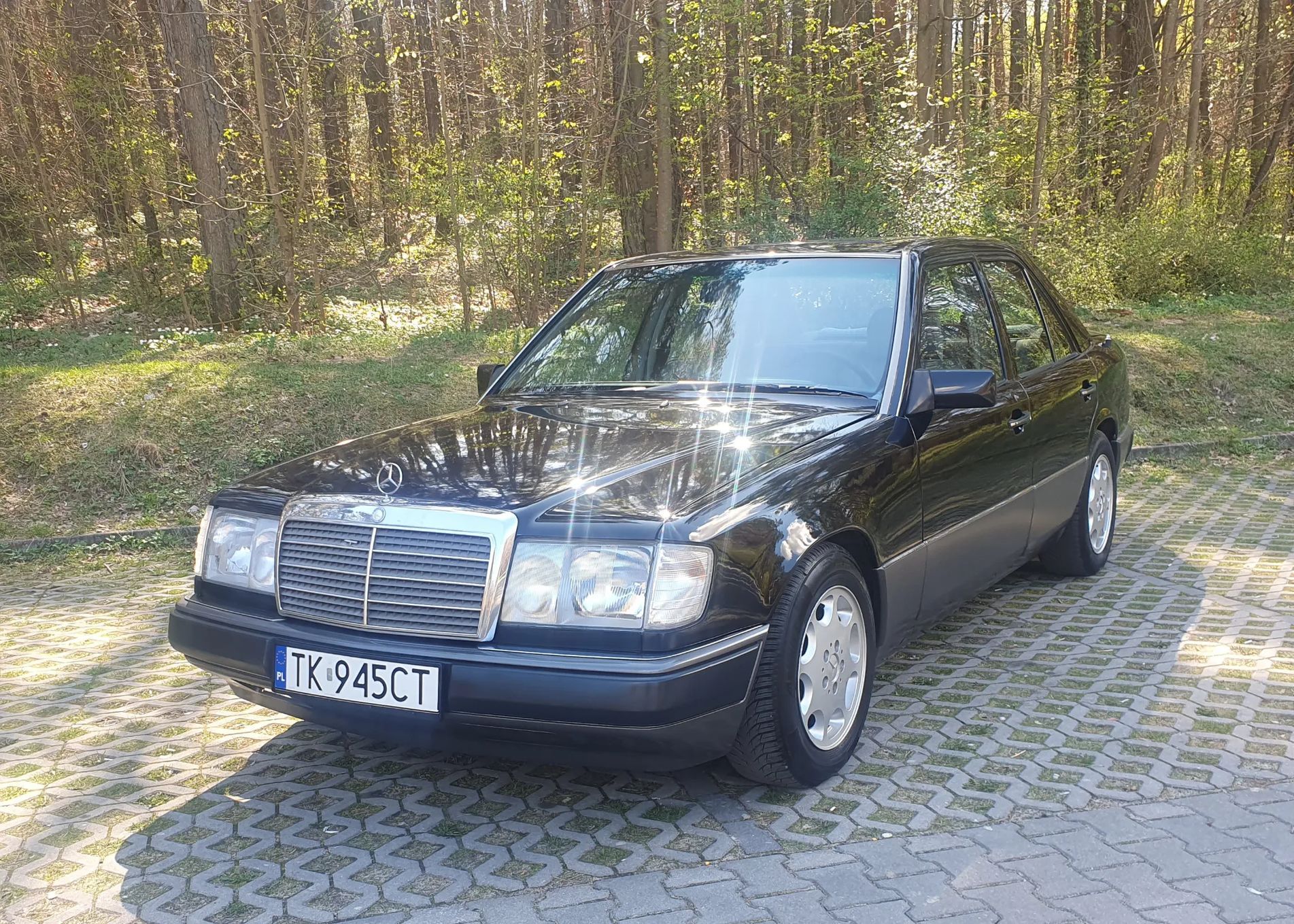 Mercedes-Benz W124 (1984-1993) 2.3 B AUTOMAT Zadbany Zarejestrowany