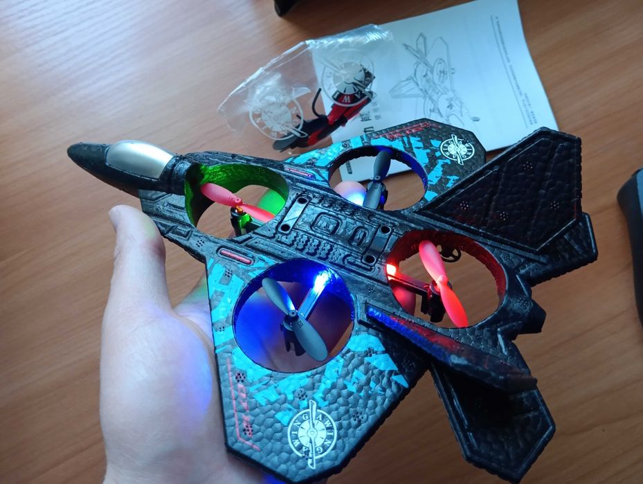 Літак Винищувач на радіокеруванні Подарунок хлопцю