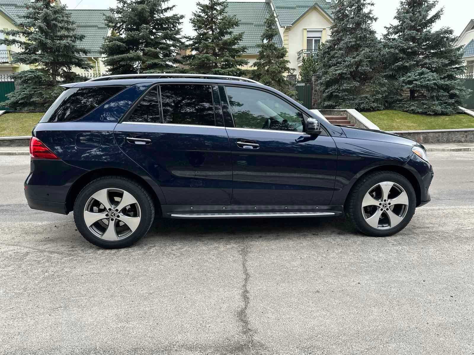 Гарний Mercedes-Benz GLE-Class 2018