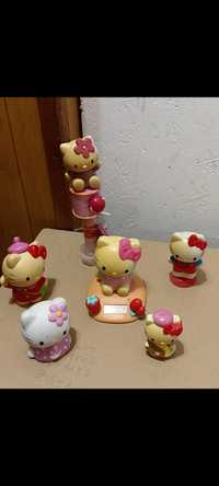 Zestaw sześciu figurek laleczek Hello Kitty