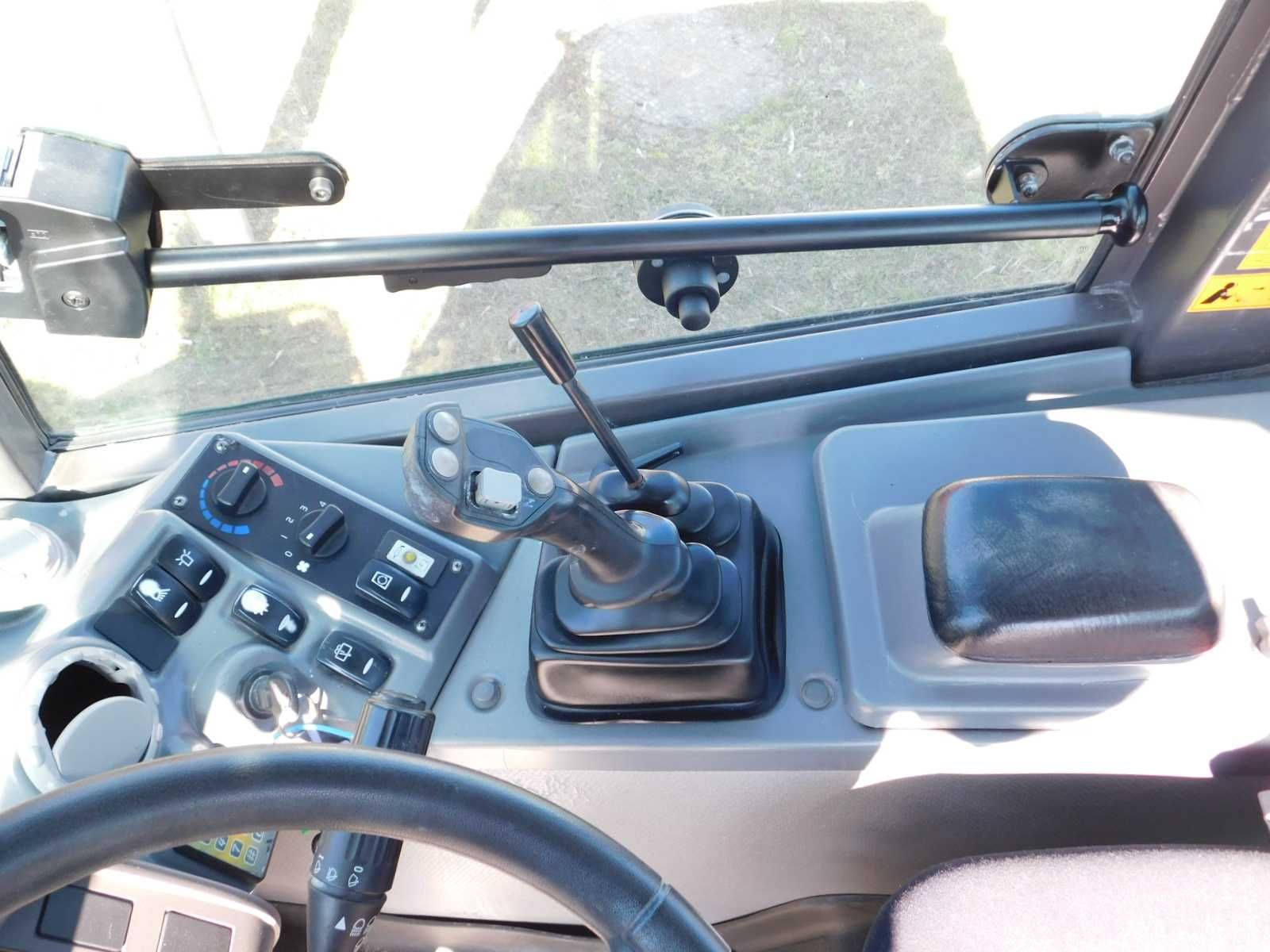 Ładowarka Volvo L25F, 2019 tylko 3100 MTG łyżka krokodyl