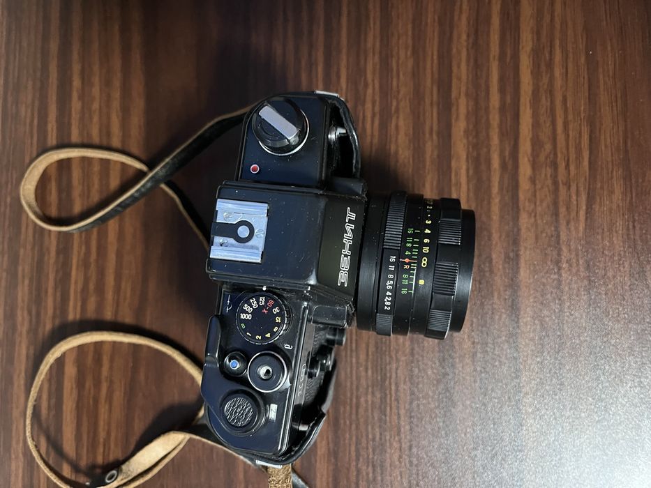 Фотоаппарат Зенит 19 с объективом HELIOS 44M гелиос