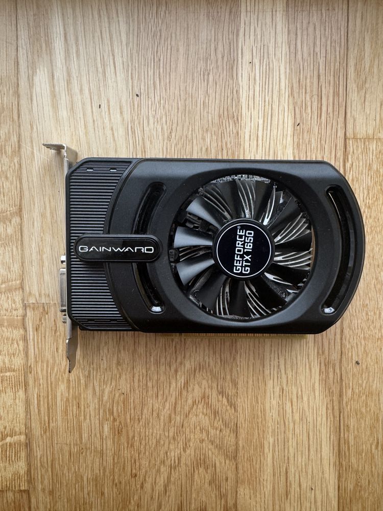Karta graficzna GeForce GTX 1650 Pegasus